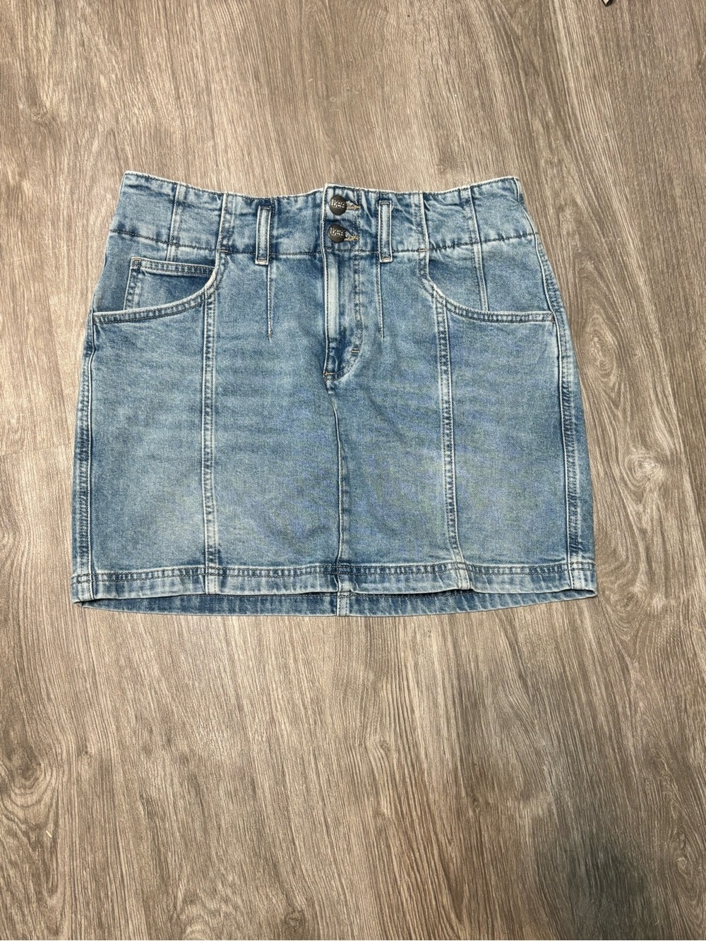 Vintage 1990s Lee high-waisted denim mini skirt